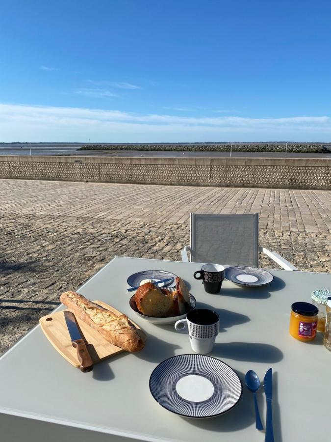 Chatelaillon-Plage, Maison De Pecheur En Front De Mer Villa Luaran gambar